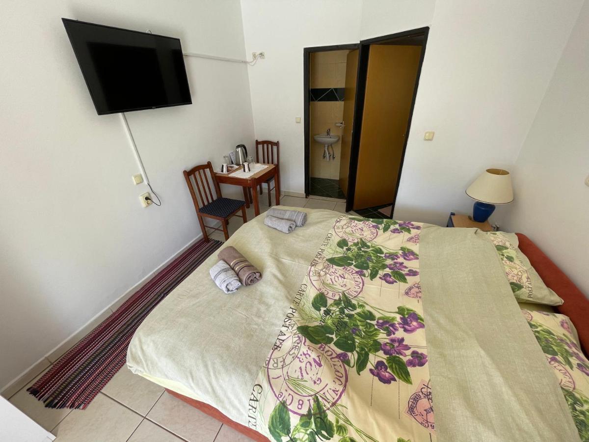 Apartmani Noelle Novi Vinodolski Exterior foto