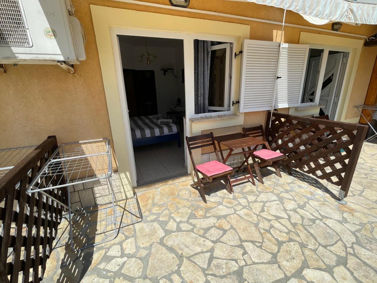 Apartmani Noelle Novi Vinodolski Exterior foto